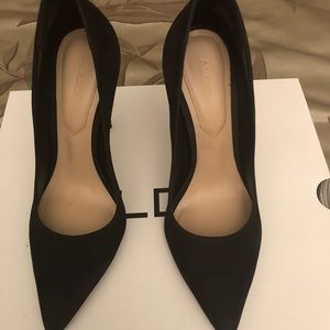 ALDO CASSEDY HEELS 🖤